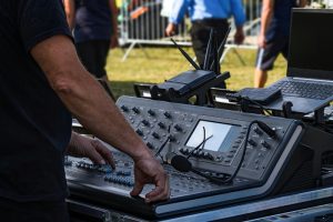 אבזור לאירועים - כל מה שצריך לדעת על השכרת ציוד לאירועים קטנים